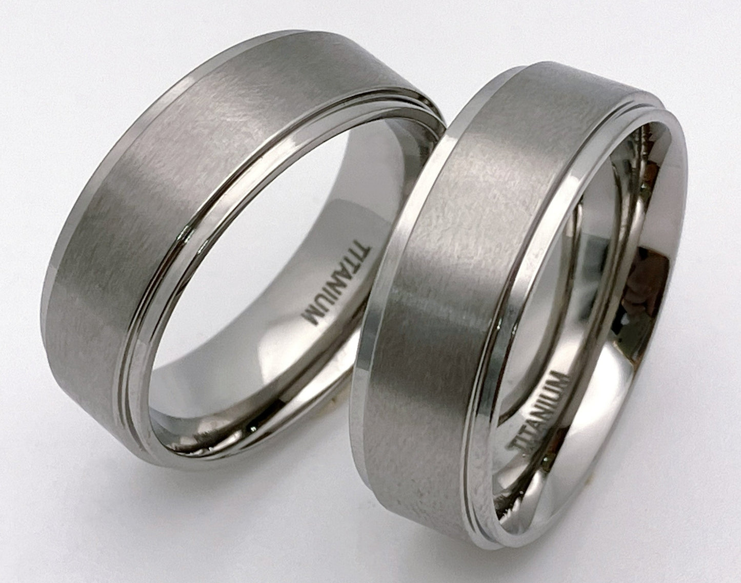 Titanium ring, flat profile, Matt finish, stepped edge, 8mm width, comfort fit